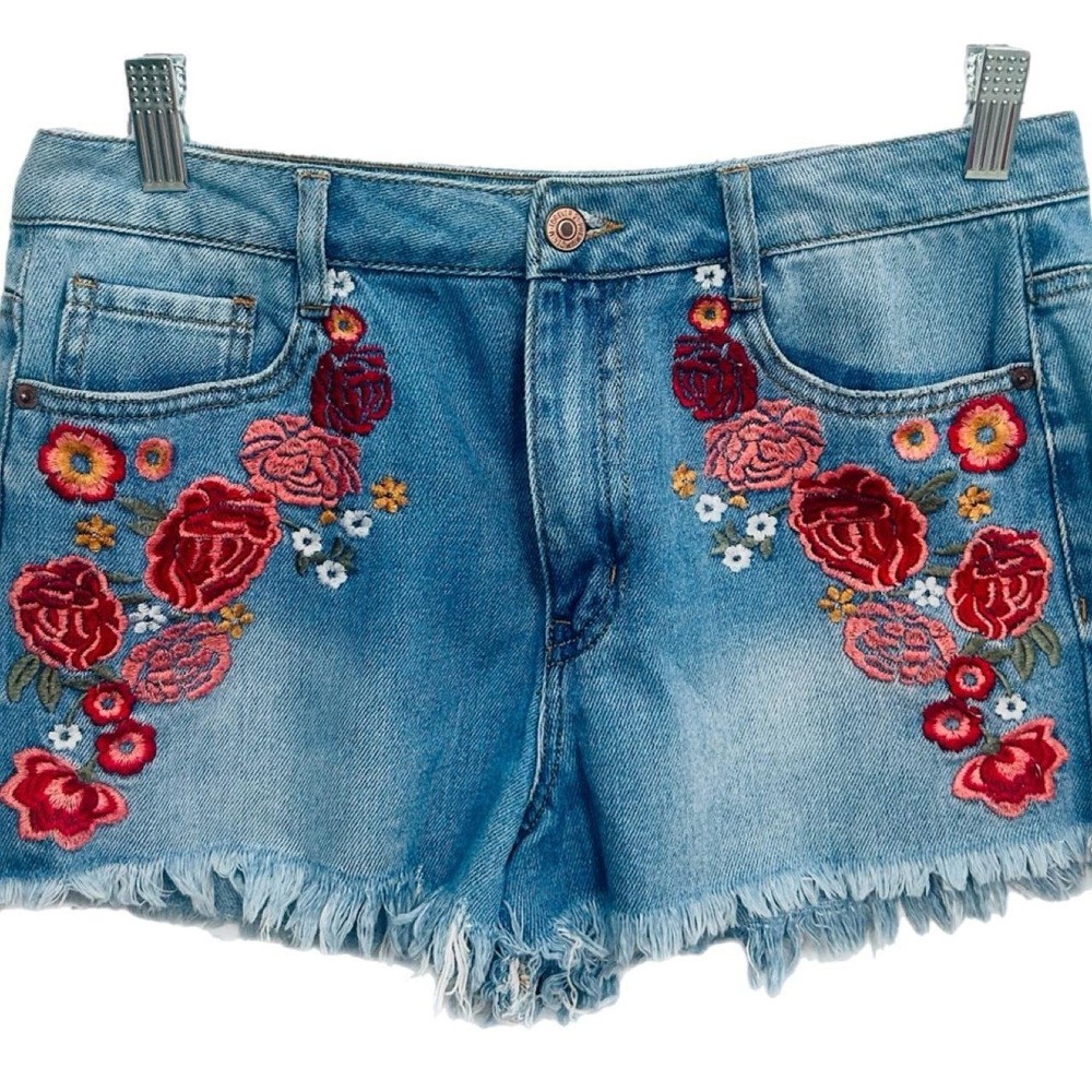 Forever 21 Floral Embroidered Denim Cutoff Shorts 28 Boho Festival Frayed